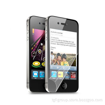 Ultra-clear Screen Protectors for iPhone 4, Anti-scratch PET Material, Comes in Transparent